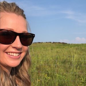 Meet your Posher, Molly